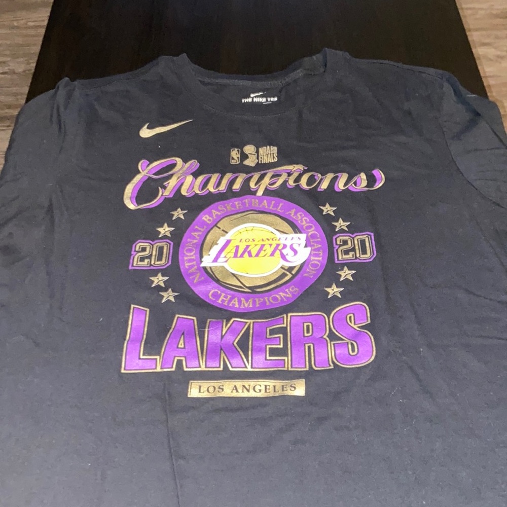Los Angeles Lakers, Nike 2020 World Champions Short Sleeve